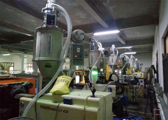 4-48 केडब्ल्यू हीटर पावर के साथ गर्म हवा निर्जलीकरण ड्रायर प्लास्टिक