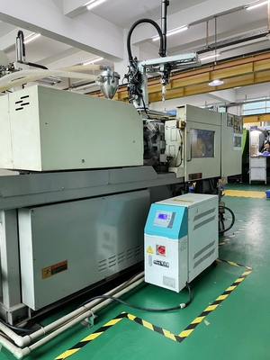 प्लास्टिक भागों के उत्पादन के लिए तेल प्रकार 380V 50 हर्ट्ज मोल्ड अस्थायी नियंत्रक: