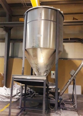 मैनुअल / स्वचालित ऊर्ध्वाधर प्लास्टिक गोली मिक्सर ब्लेंडर मशीन OVM-5000