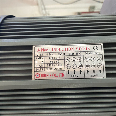 औद्योगिक उत्पादन के लिए 35KW एयर कूलिंग मिक्सिंग क्रिस्टलाइज़र ड्रायर मशीन 380V