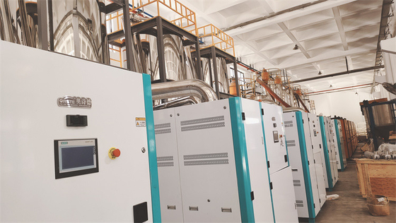 स्टेनलेस स्टील Dehumidifying Hopper Dryer 4-40 Kw प्लास्टिक ग्रेन्यूल सूखने के लिए
