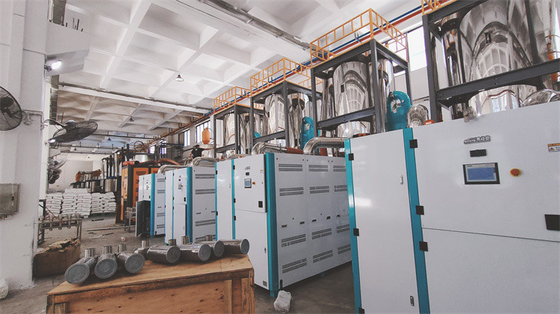 सीई मानक Dehumidifying Hopper Dryer AC220-380V 4-40Kw हीट पावर