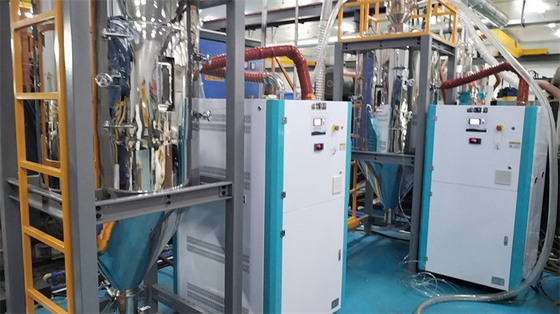 ओवरहीट ओवरलोड संरक्षण Dehumidifying Hopper Dryer ऊर्जा की बचत